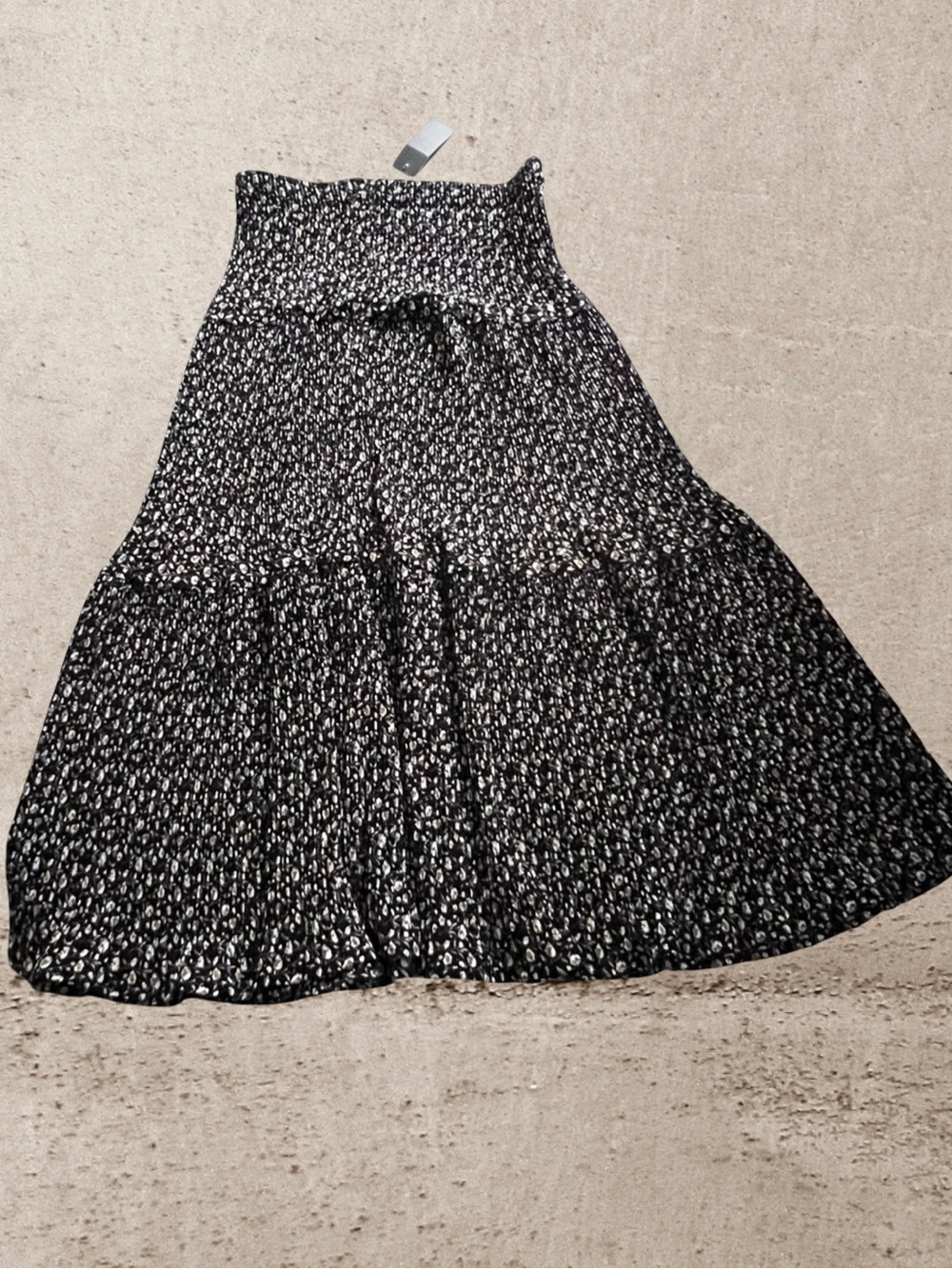 NWT Alice Blue Black White Ditsy Floral Smocked Tiered Maxi Skirt Medium